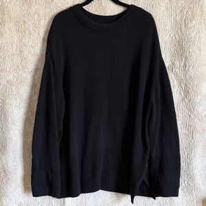 GAP Black Crew Neck Sweater